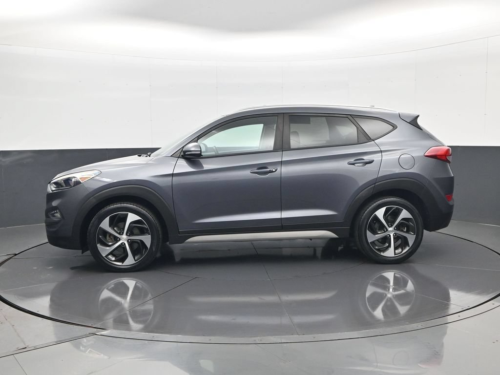 Used 2018 Hyundai Tucson Sport w/ Cargo Package FWD image 9