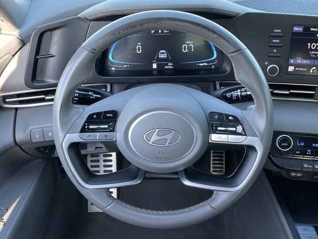Used 2025 Hyundai Elantra Sport FWD image 11