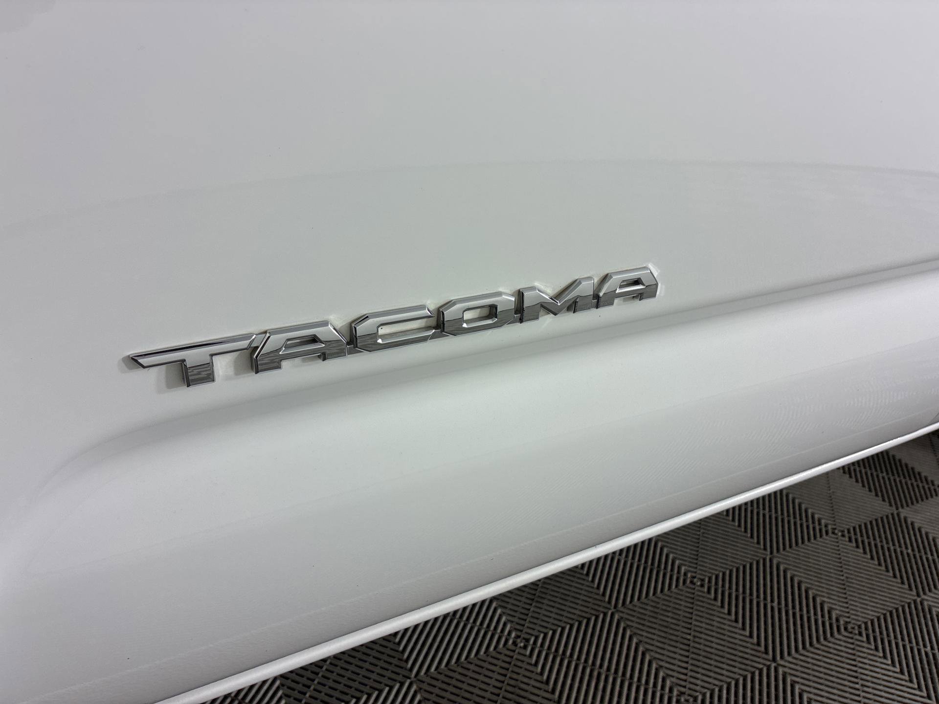 Used 2023 Toyota Tacoma 2WD Double Cab image 9