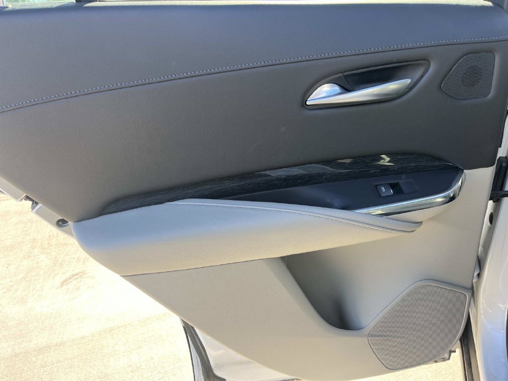Certified 2023 Cadillac XT4 Premium Luxury w/ Enhanced Visibility Package FWD image 20