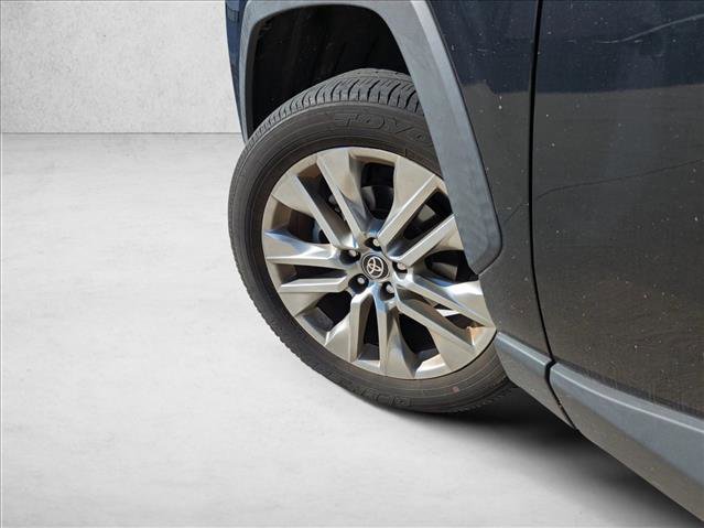 Certified 2022 Toyota RAV4 XLE Premium image 10