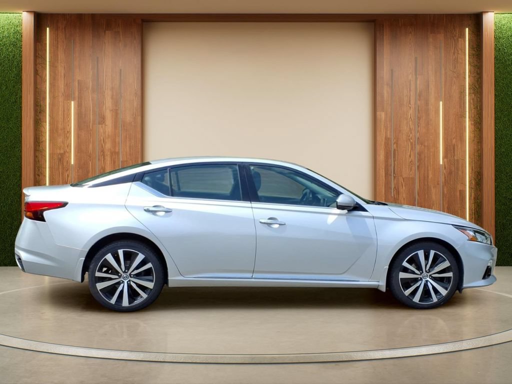 Used 2020 Nissan Altima 2.5 Platinum AWD/4WD image 31