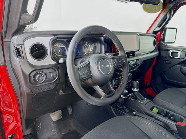 Used 2024 Jeep Wrangler Willys image 9