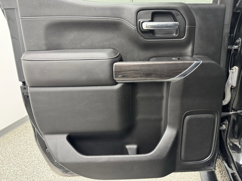 Used 2021 Chevrolet Silverado 1500 LTZ image 47