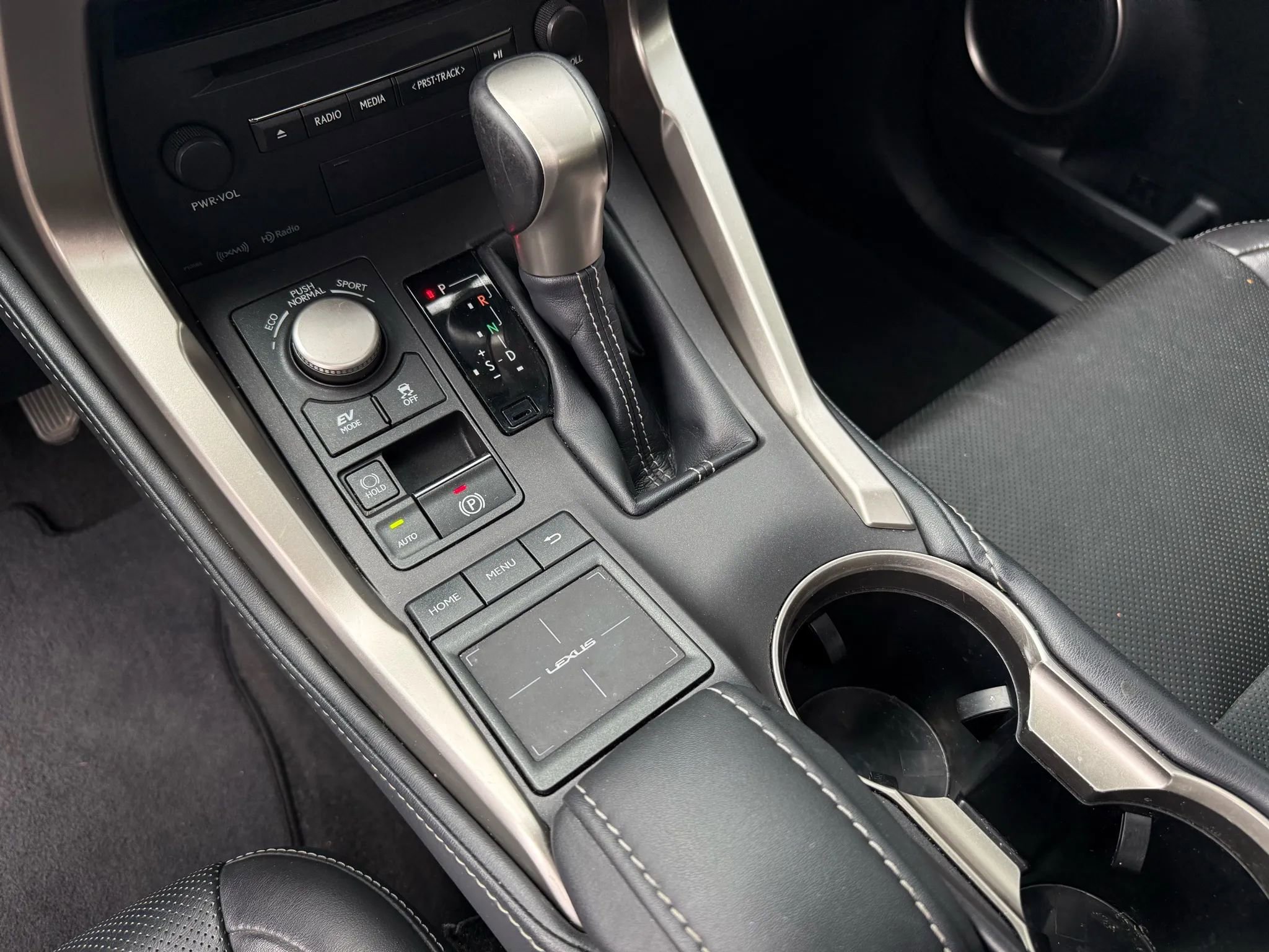 Used 2016 Lexus NX 300h AWD image 24