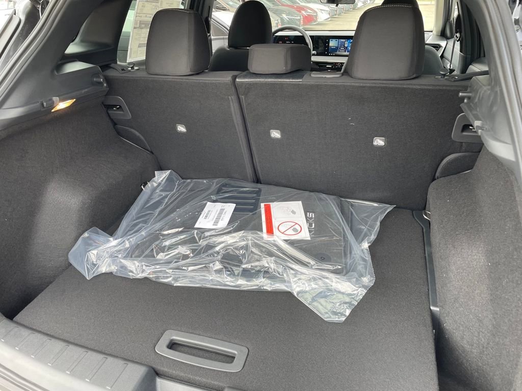 New 2026 Nissan Kicks SV w/ Cold Weather Package FWD image 29