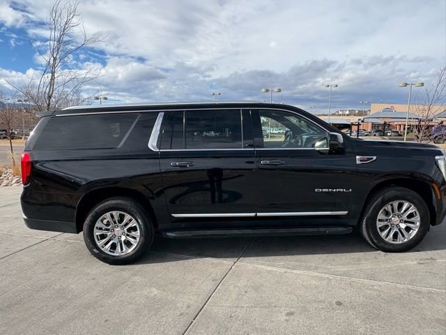 Used 2025 GMC Yukon XL Denali image 10