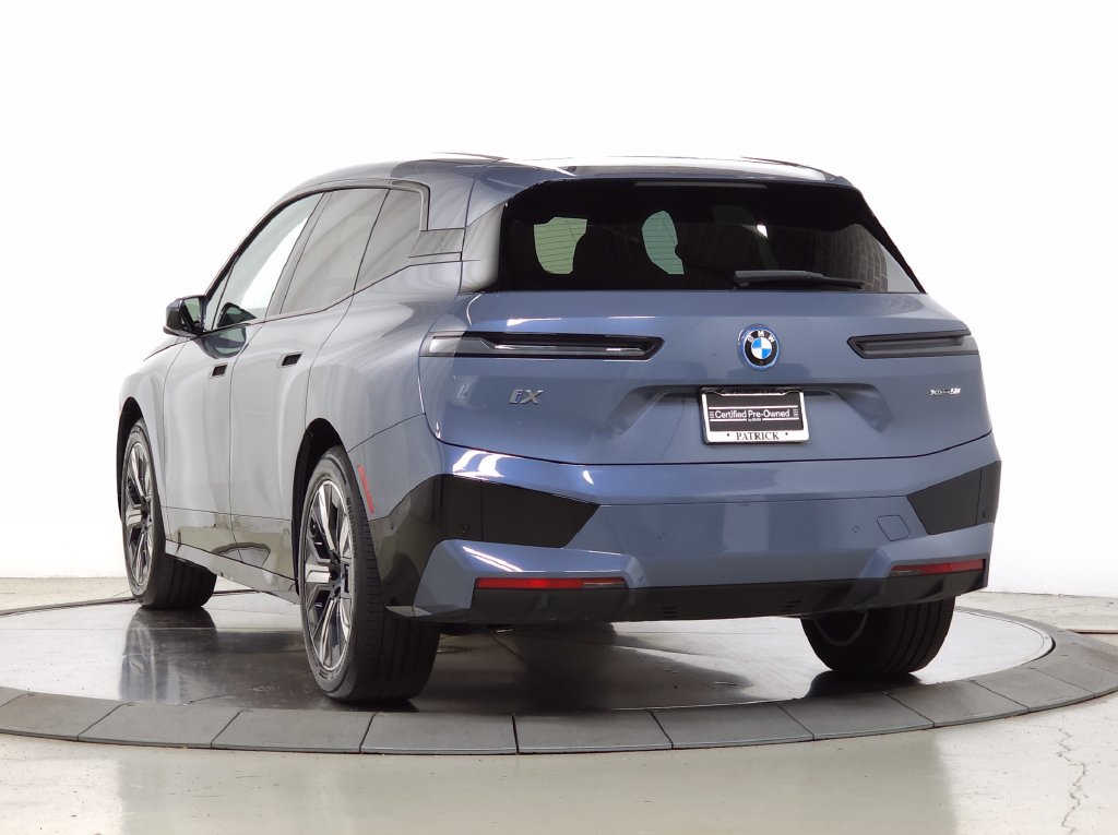 Certified 2024 BMW iX xDrive50 w/ Premium Package AWD/4WD image 7