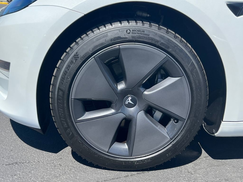 Used 2023 Tesla Model 3 Standard Range RWD image 6
