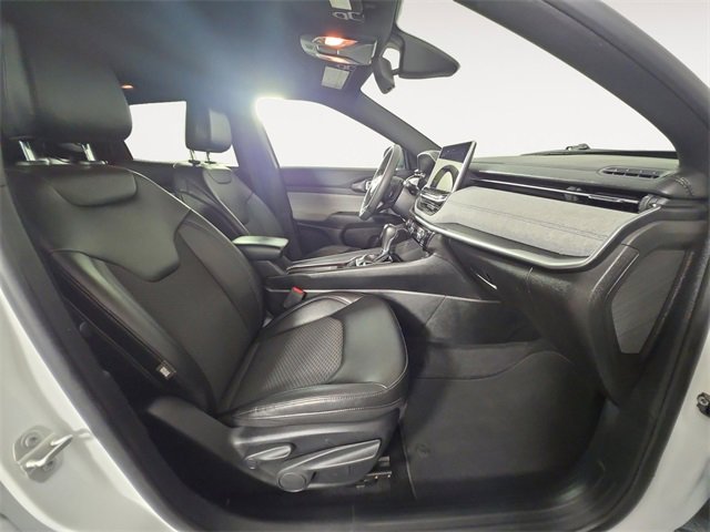 Used 2024 Jeep Compass Latitude image 15