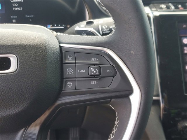 Used 2024 Jeep Grand Cherokee L Laredo image 26