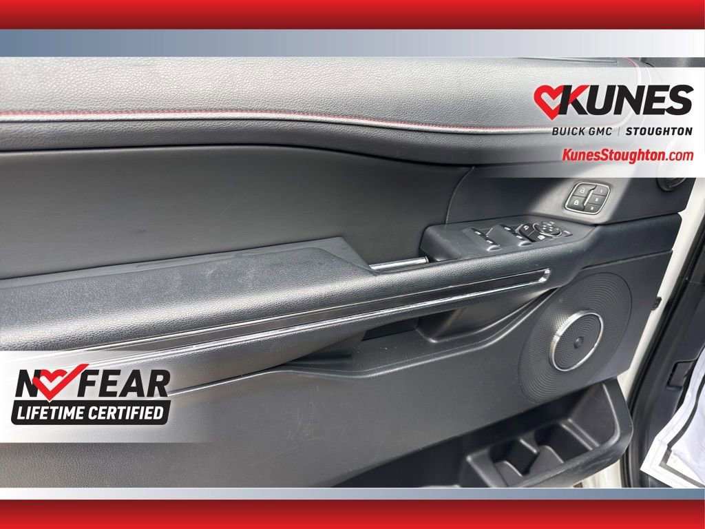 Used 2022 Ford Expedition Limited image 23