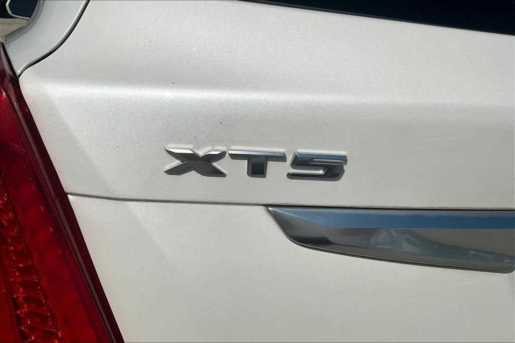 Used 2017 Cadillac XT5 Platinum AWD/4WD image 10