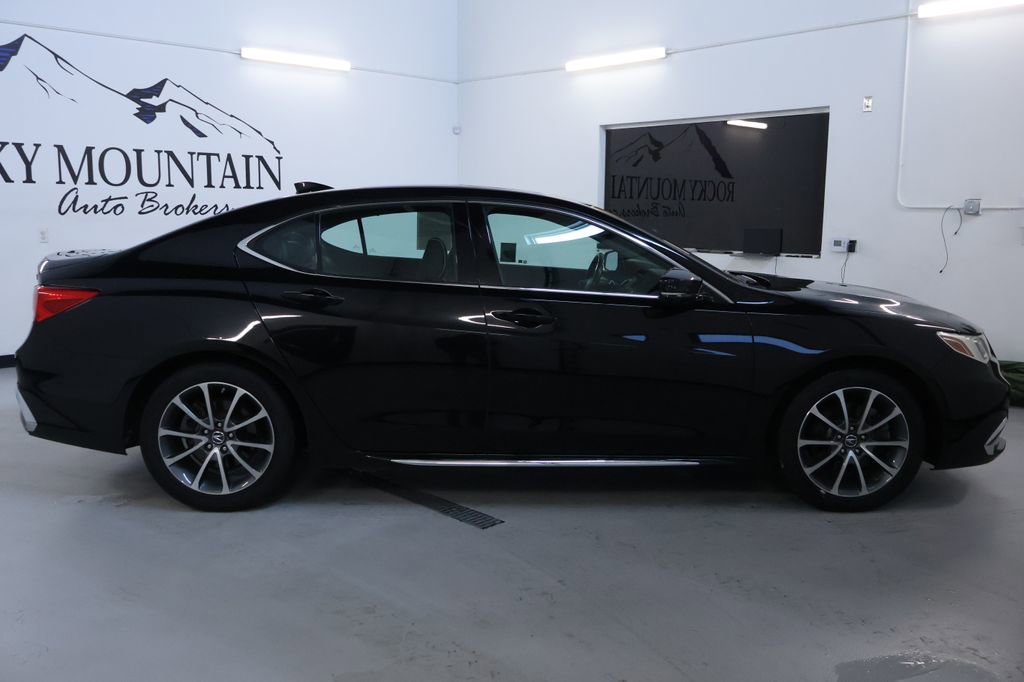 Used 2018 Acura TLX V6 w/ Technology Package image 8
