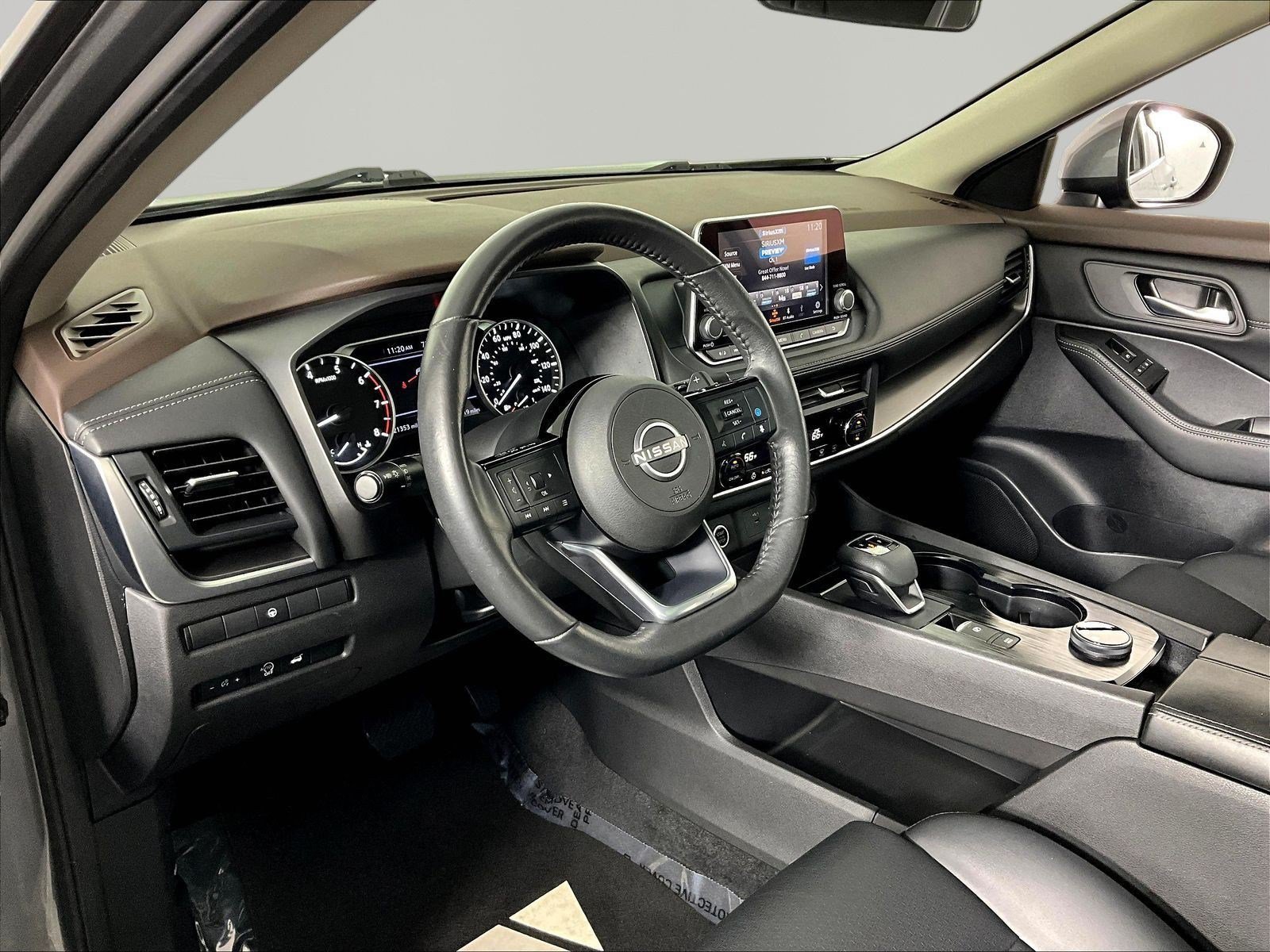 Certified 2023 Nissan Rogue SV w/ SV Premium B Package AWD/4WD image 17
