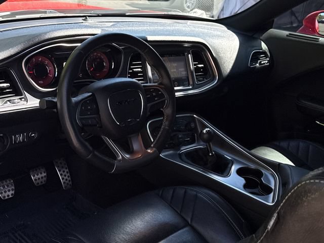 Used 2015 Dodge Challenger SRT Hellcat RWD image 15