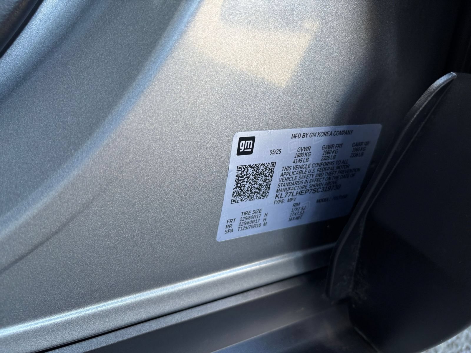 Used 2025 Chevrolet Trax LT FWD image 52