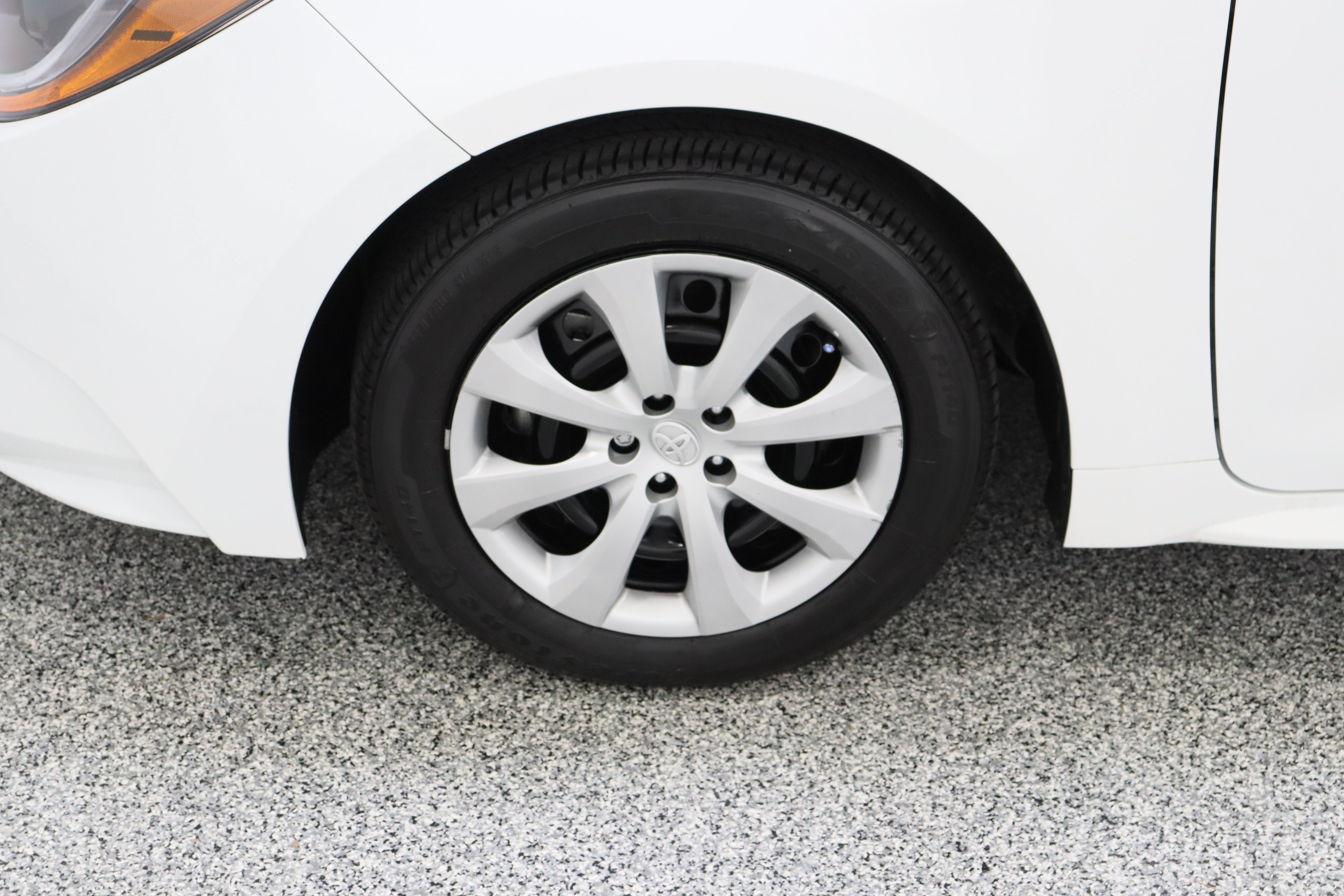 Used 2025 Toyota Corolla LE FWD image 11