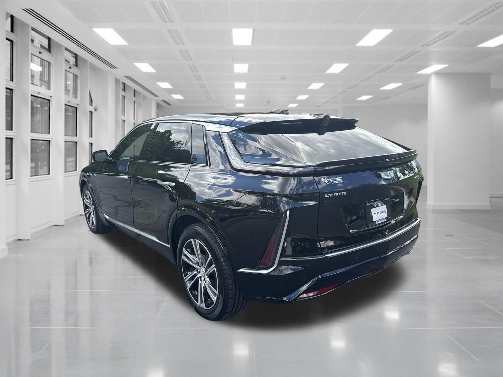 Certified 2024 Cadillac Lyriq Tech w/ Driver Assist Package RWD image 7