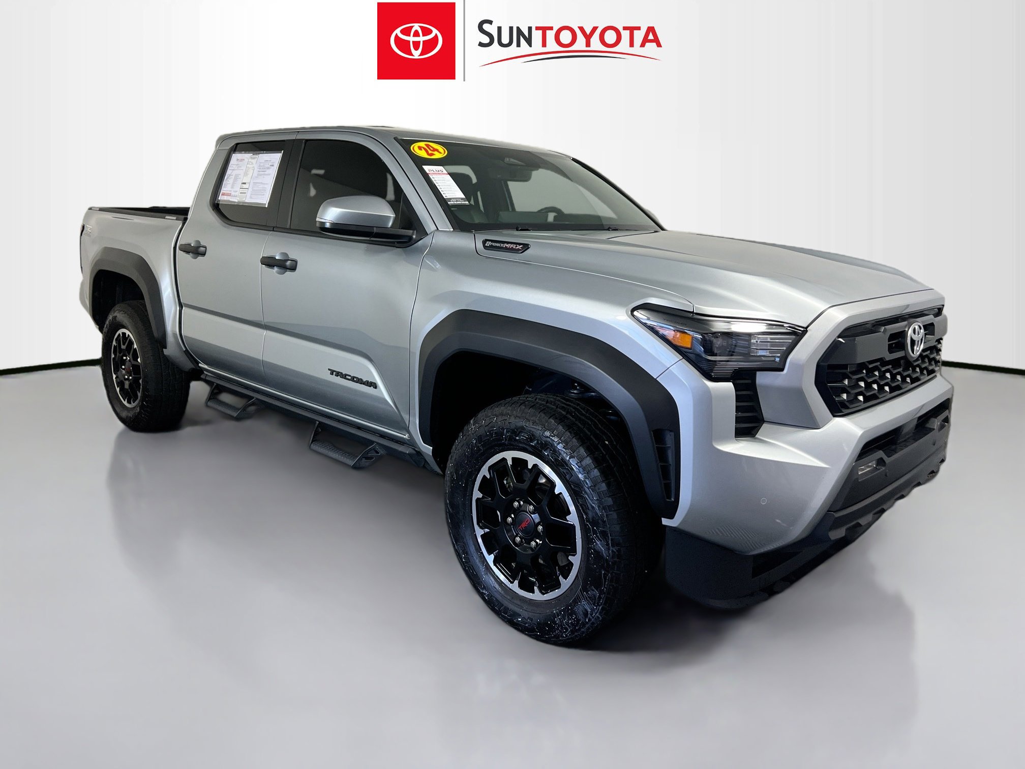 Used 2024 Toyota Tacoma TRD Off-Road w/ TRD Off Road Upgrade Package image 1
