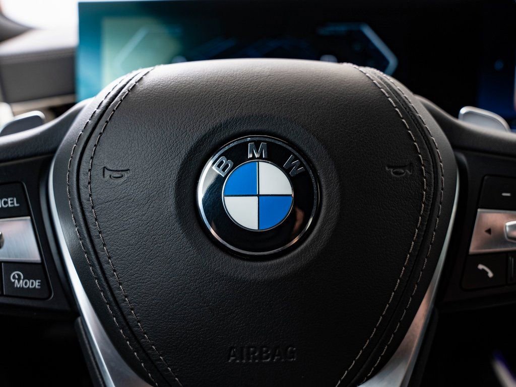 Certified 2025 BMW X5 xDrive40i w/ Climate Comfort Package image 32