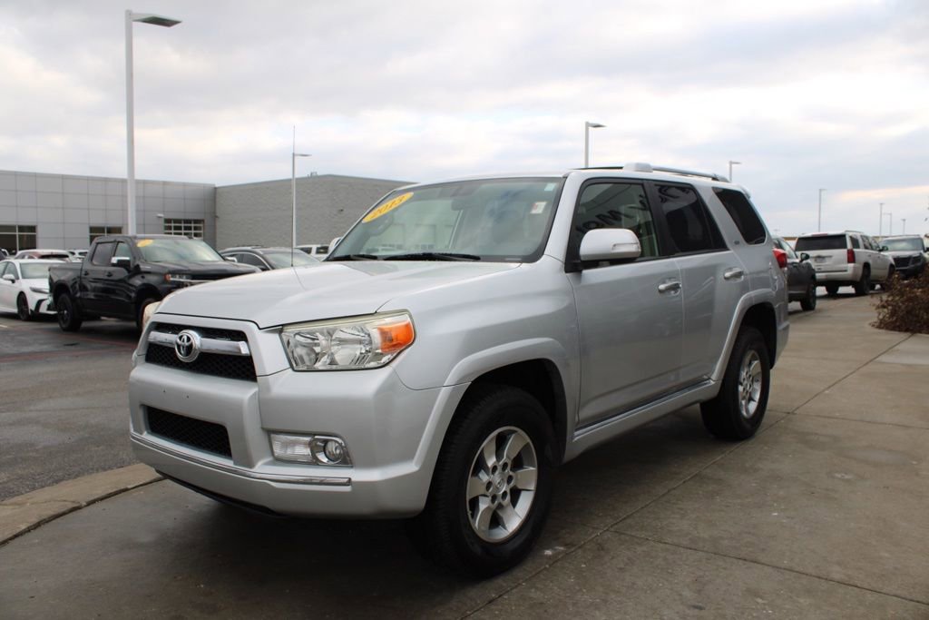 Used 2013 Toyota 4Runner SR5 image 3