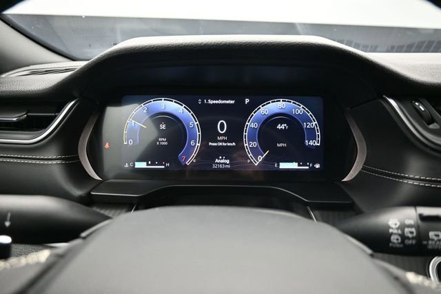 Used 2025 Jeep Grand Cherokee Altitude AWD/4WD image 18