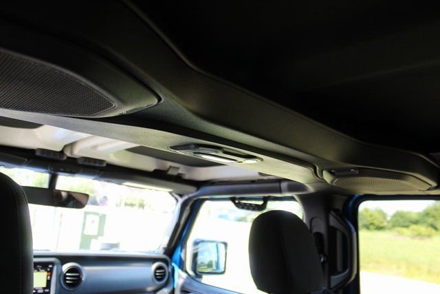 Used 2022 Jeep Wrangler Unlimited Sport image 29
