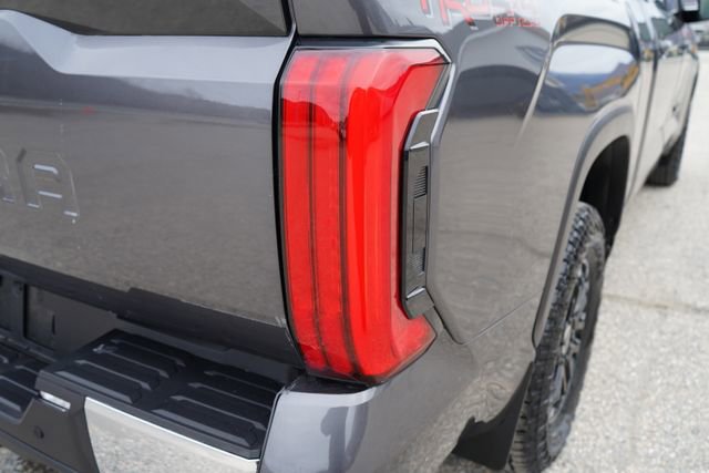 Used 2022 Toyota Tundra SR5 w/ TRD Off-Road Premium Package image 85
