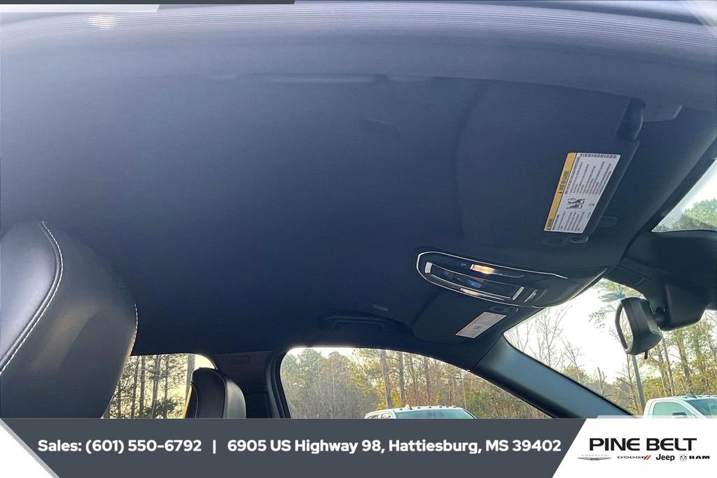 Used 2021 Jeep Grand Cherokee L Laredo image 16