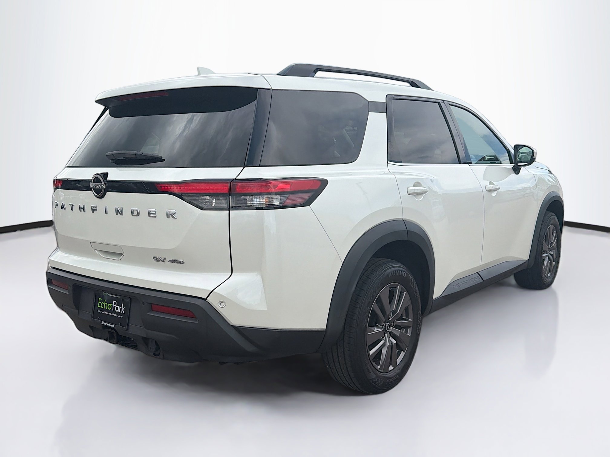 Used 2023 Nissan Pathfinder SV w/ SV Premium Package AWD/4WD image 9