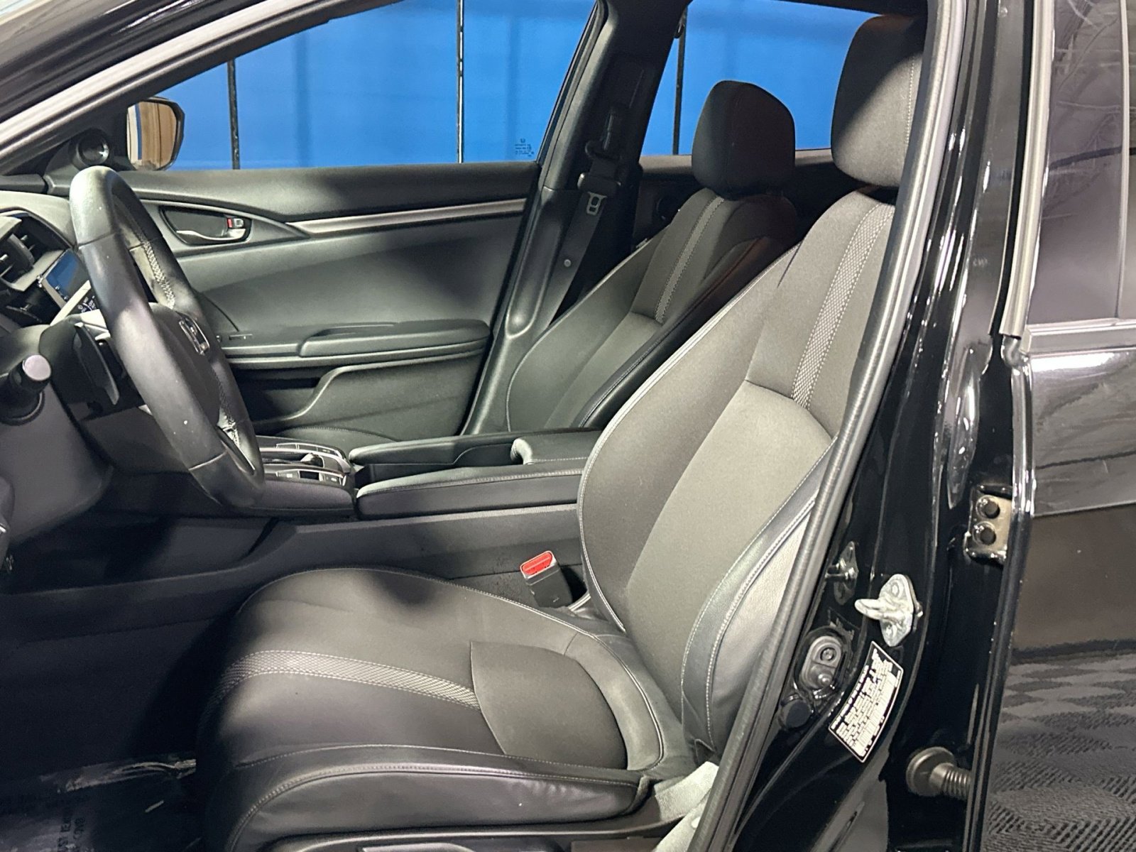 Used 2020 Honda Civic Sport image 13