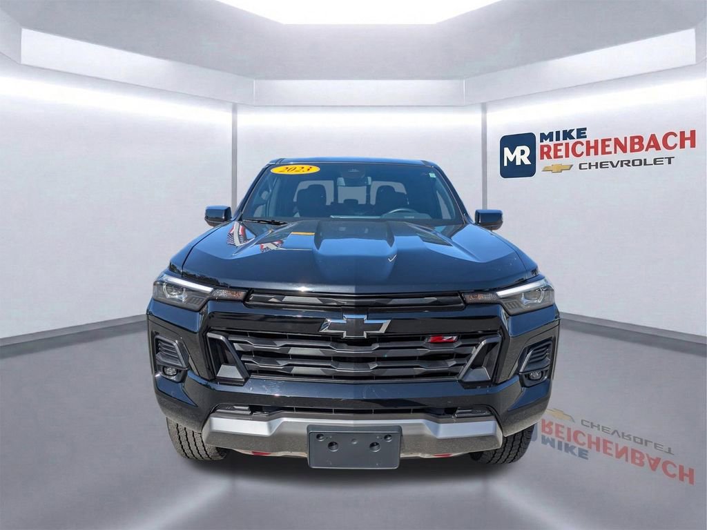 Used 2023 Chevrolet Colorado Z71 w/ Z71 Convenience Package 2 image 9