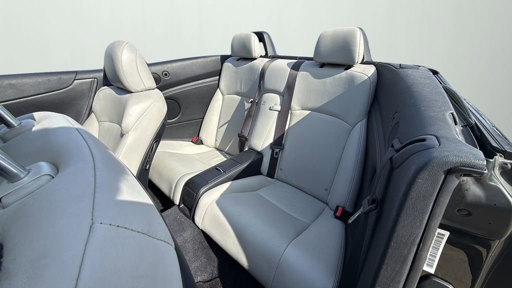 Used 2015 Lexus IS 250C image 14