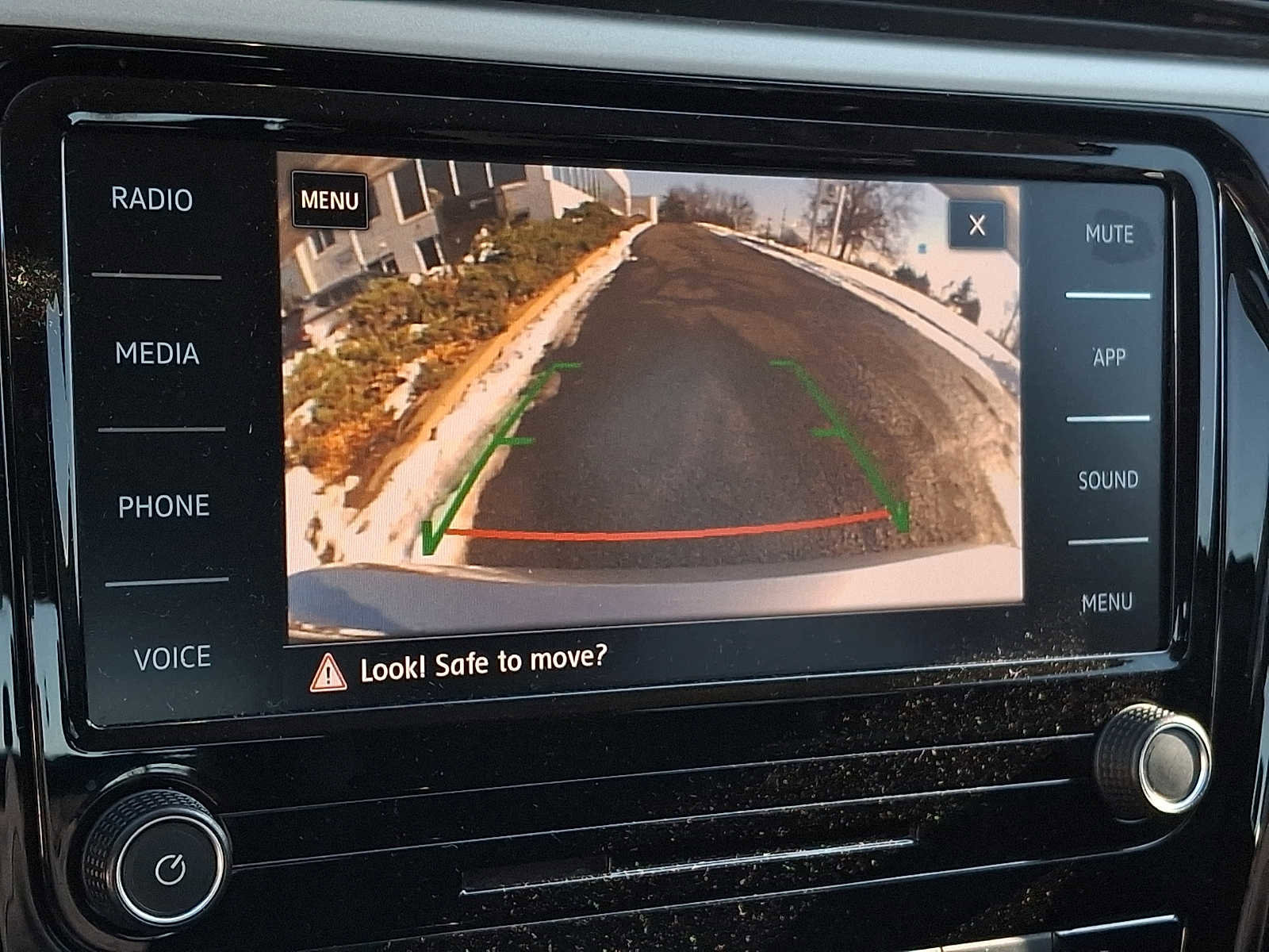 Used 2020 Volkswagen Passat 2.0T SE image 15