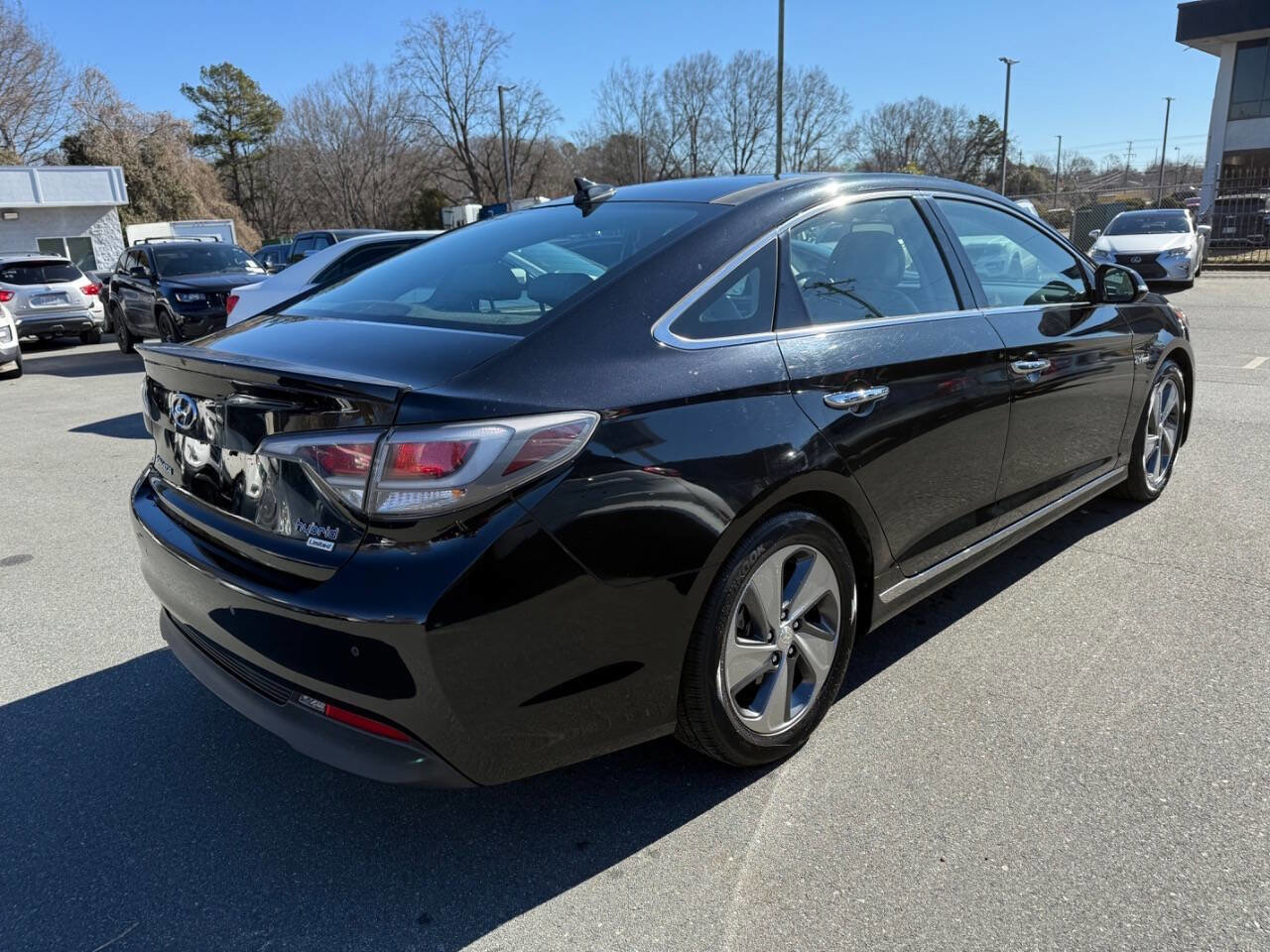 Used 2016 Hyundai Sonata Limited w/ Option Group 02 image 4