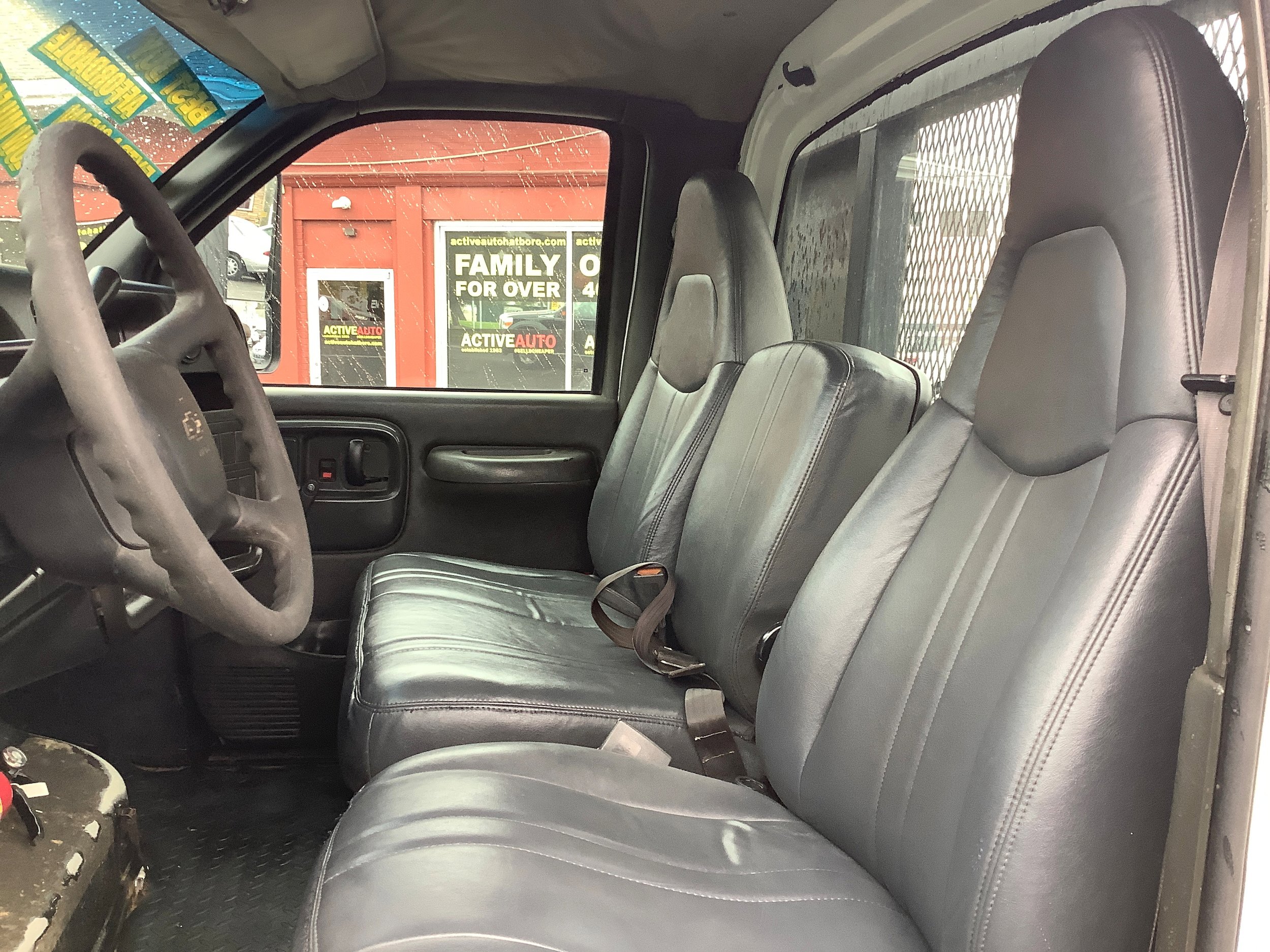 Used 2003 Chevrolet Kodiak C4500 2WD Regular Cab image 12