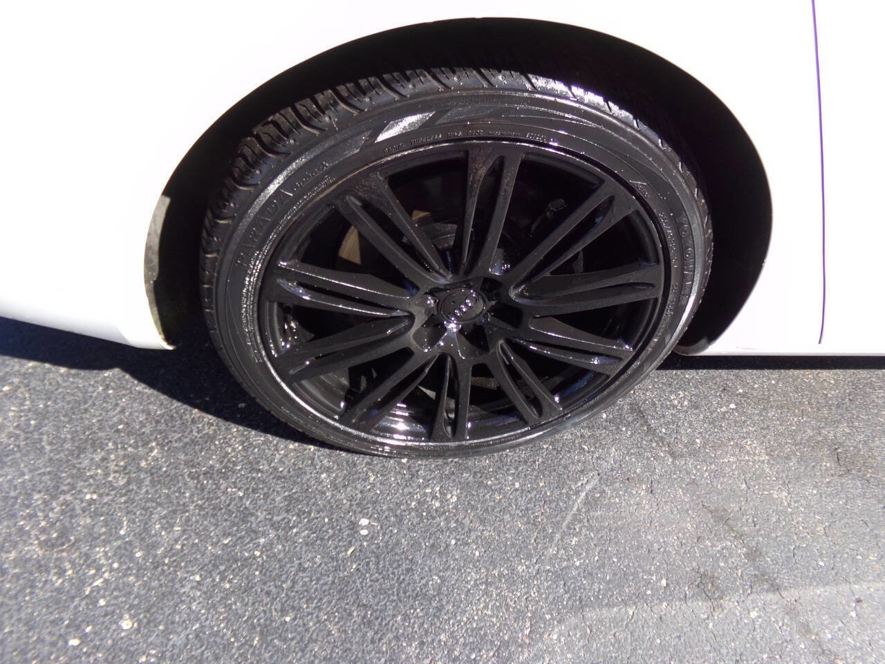 Used 2012 Audi A8 L 4.2 image 43