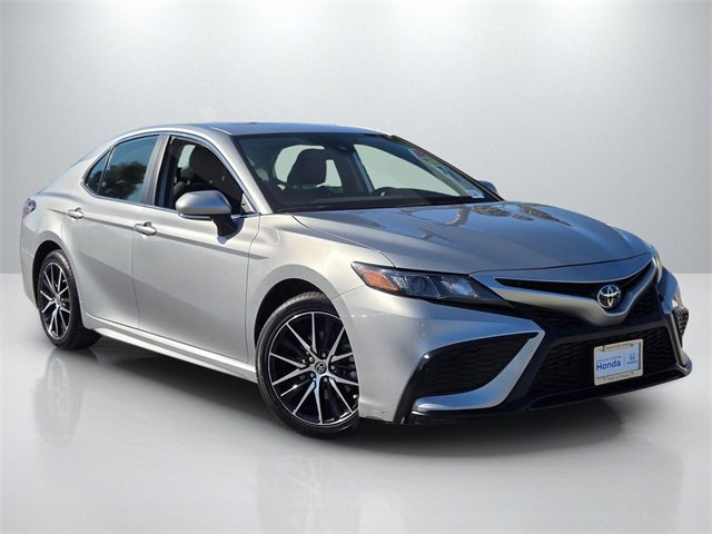 Used 2023 Toyota Camry SE