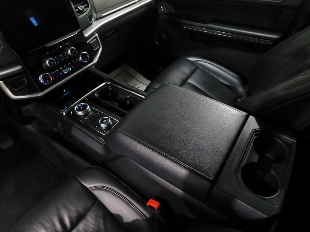 Used 2024 Ford Expedition XLT image 66