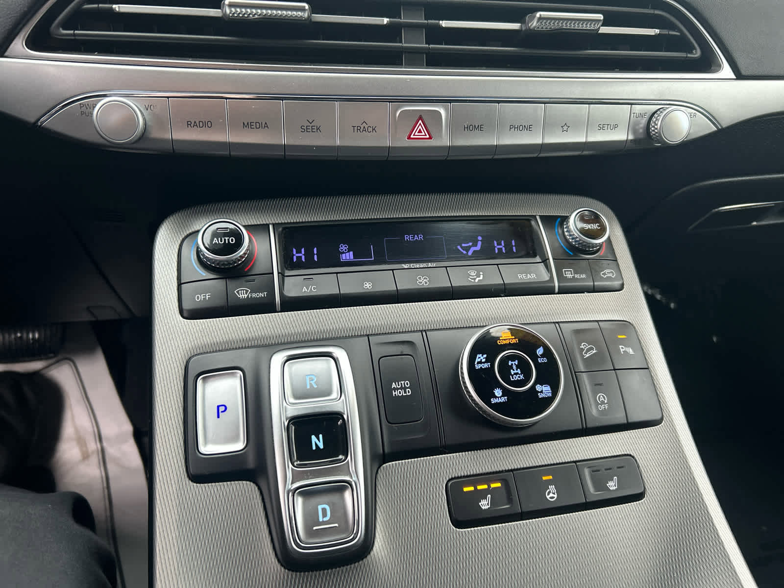 Used 2020 Hyundai Palisade SEL w/ Premium Package image 18