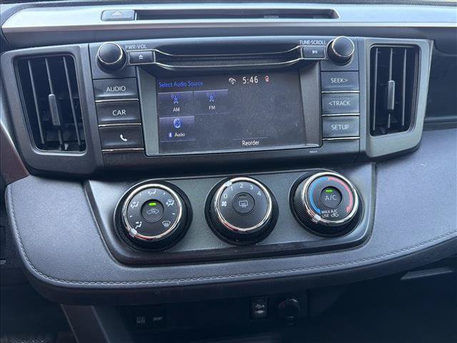 Used 2016 Toyota RAV4 LE AWD/4WD image 18