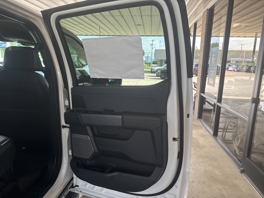 New 2025 Ford F150 Lariat w/ Equipment Group 501A Mid image 25