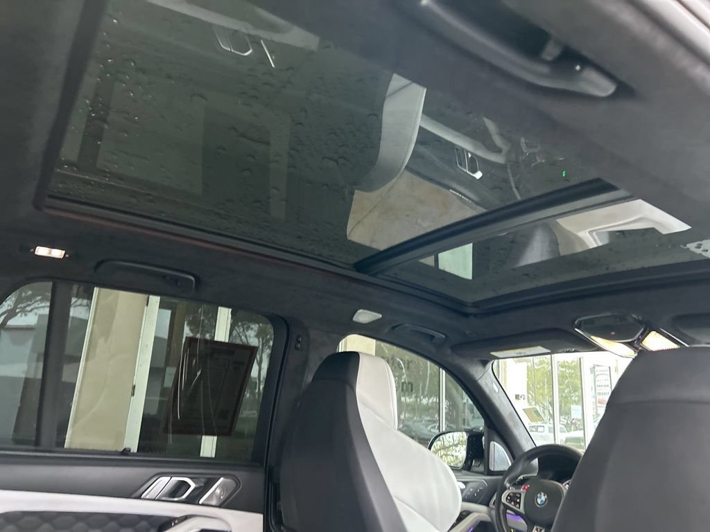 Used 2021 BMW X5 M w/ Competition Package AWD/4WD image 35