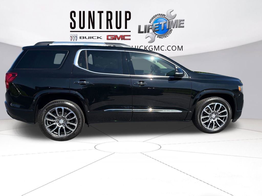 Used 2023 GMC Acadia Denali w/ Denali Ultimate Package AWD/4WD image 7