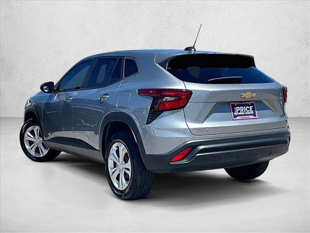 Certified 2024 Chevrolet Trax LS FWD image 13