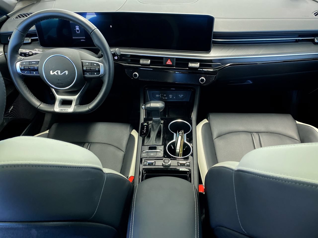 Certified 2026 Kia K5 GT-Line w/ GT-Line Premium Package FWD image 33