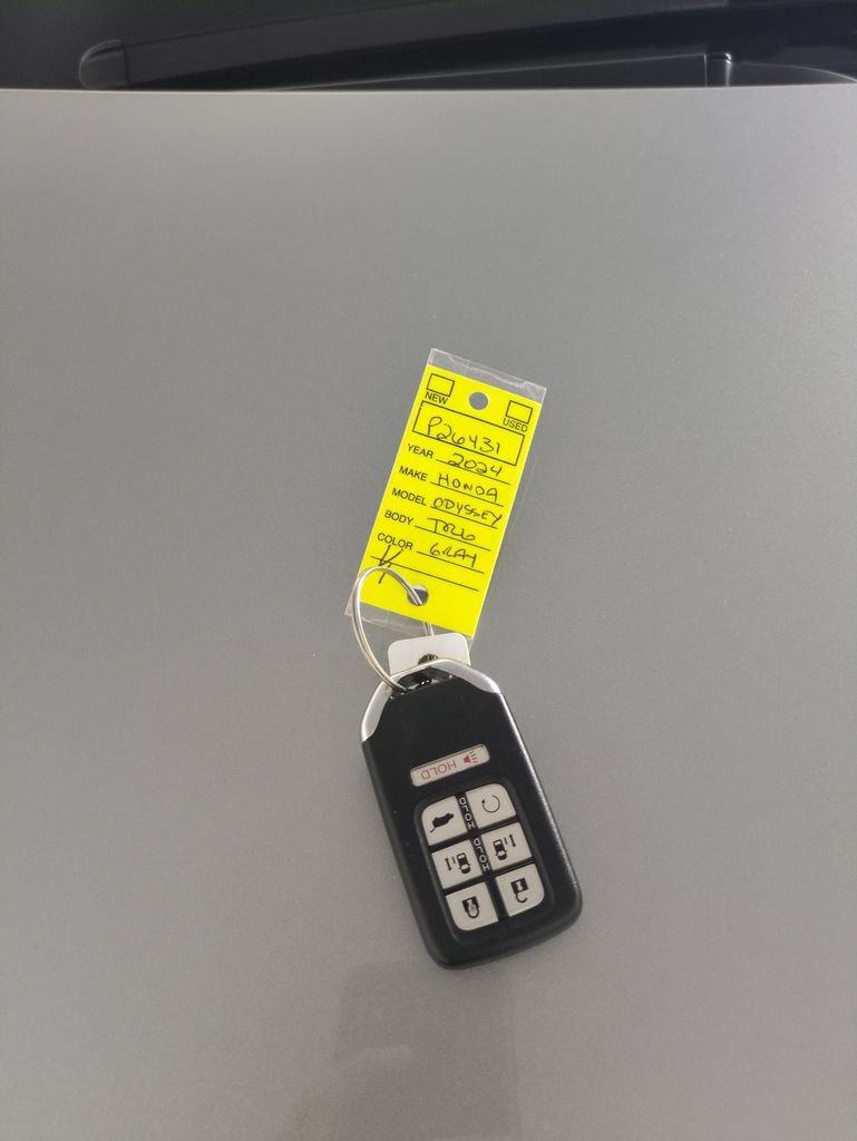 Certified 2024 Honda Odyssey Touring image 32
