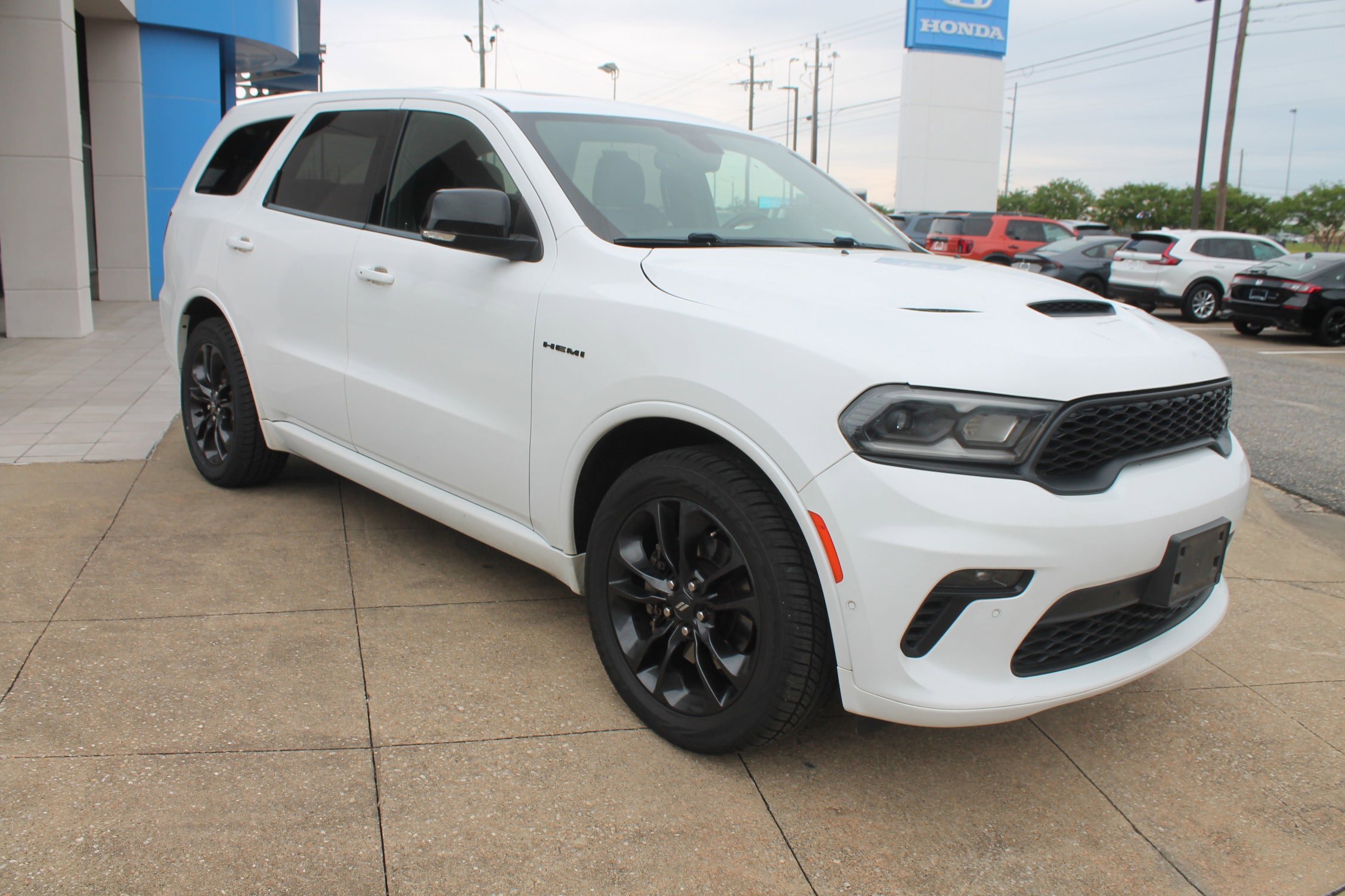 Used 2021 Dodge Durango R/T w/ Blacktop Package image 1