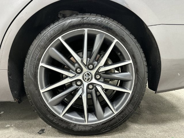 Used 2023 Toyota Camry XLE FWD image 12